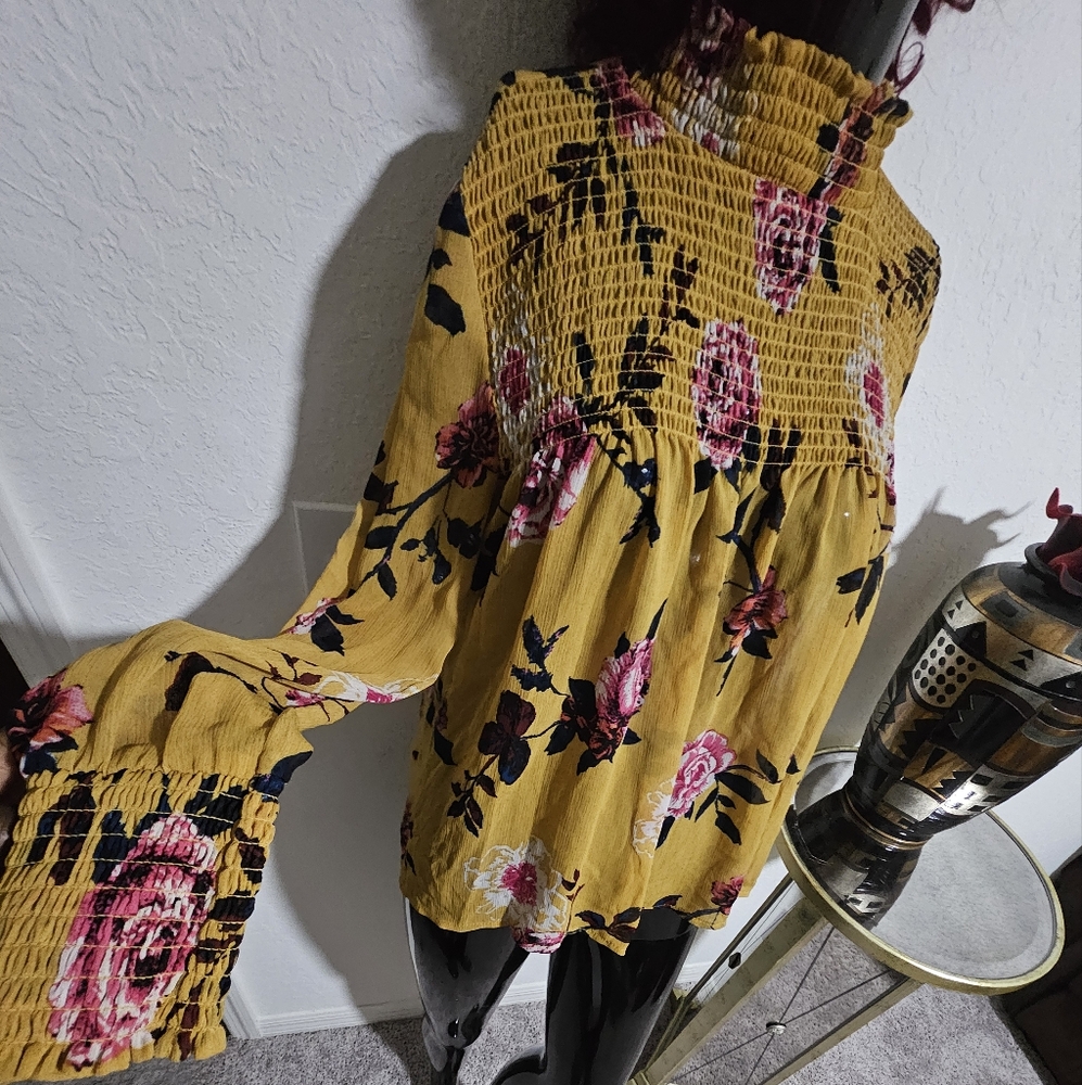 Turtle Neck Cheffon Loose Top